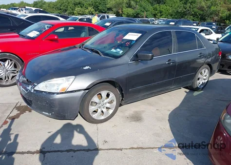 2003 Honda Accord 2.4 Ex из США, поврежденный, VIN JHMCM56603C082274